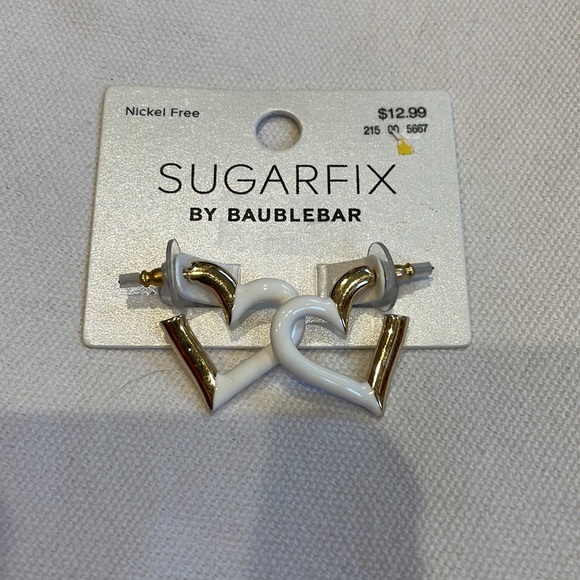 Heart shaped earrings - Picture 2 of 3